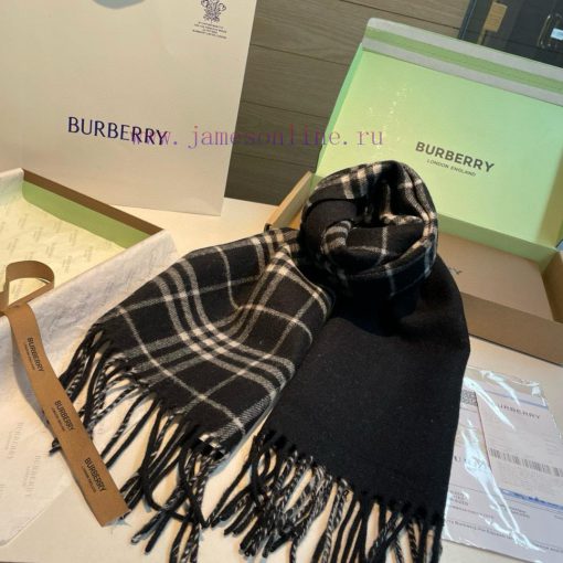 Burberry plaid scarf ️ It looks crazy, so stylish and charming ️ I really like this very elear8gou9x - Image 9
