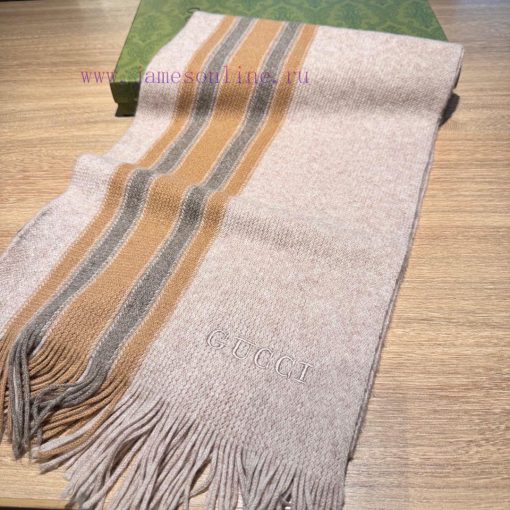 Gucci, high-end wool knitted scarves can be formal or casual, with a very classical design f3u6dju6e - Image 9