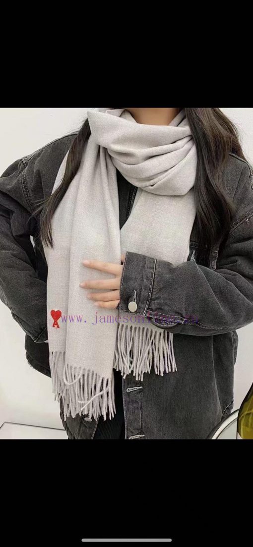 Minimalist scarf, Ami's new collection is now availableA high-end cashmere wool blend scarf jnt0q017 - Image 2