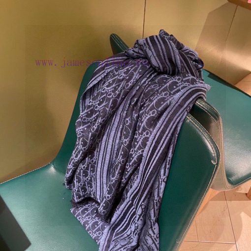 There is no competitor to buy Dior's latest Oblique double-sided jacquard scarf free of comm5fbolquh - Image 9
