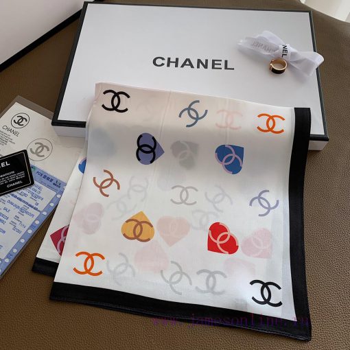 Versatile small square scarf, elegant and youthful temperament, can be used as a headscarf, q7lbqvs8