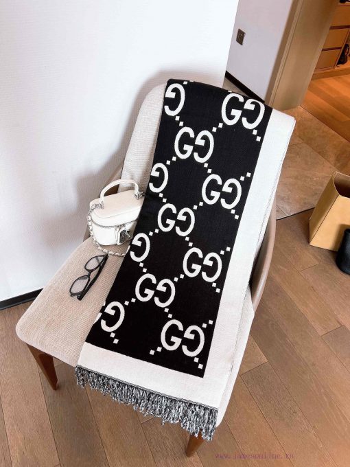 Customized purchasing grade latest double-sided dual-use scarf, GG logo, as Gucci's represen3w8y4b42 - Image 10