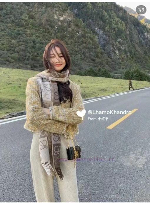Luoyiwei's solid color clothing is a perfect match for itThe model images are all Meitu stylq8ofu84v - Image 3