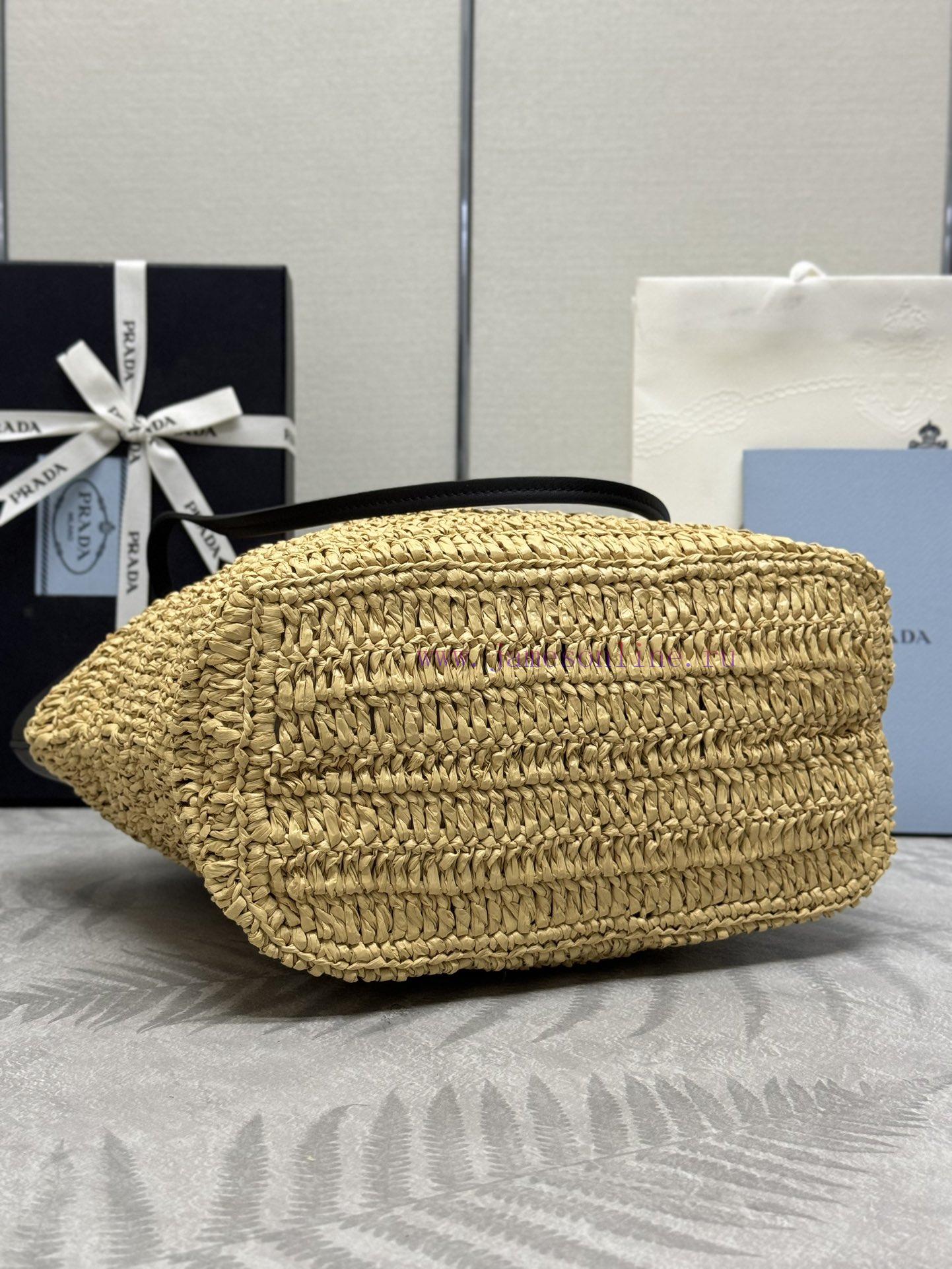 The new grass woven tote bag is 1bg500 medium size, woven fabric tote bag, and the material z7ides5g - Image 5
