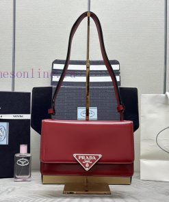 The new crossbody bag organ bag 1BD321 has arrived, with a complete set of matching packagin4sjvrxc9