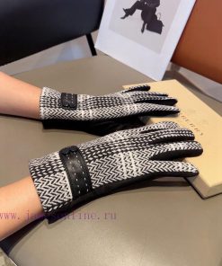 Burberry women's gloves, fashionable gloves, classic and simple, super comfortable to handlezq50695r