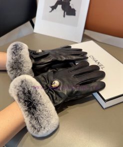 Chanel Lazy Rabbit Fur Sheepskin Embroidered Gloves are worth comparing with different qualii3pmdvtw