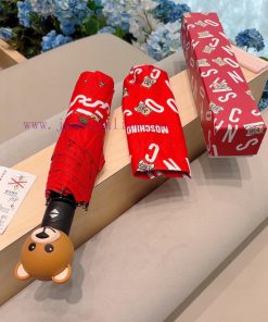 Moschino is an Italian brand named after Franco Moschino, the designer of the bear handle thdyfs7aw8
