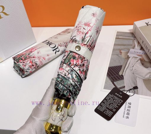 DIOR's lakeside small tree oil painting is a hot selling item with a fashion index that hitsy5hn73vi - Image 5