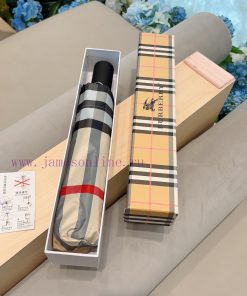 Burberry's classic plaid three fold automatic folding umbrella of the year is the pinnacle olikymbat