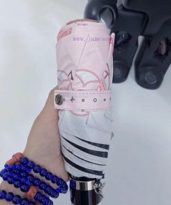 LOUIS VUITTON's 2024 new five fold umbrella is a hot selling item with a fashion index that 46fjfexc