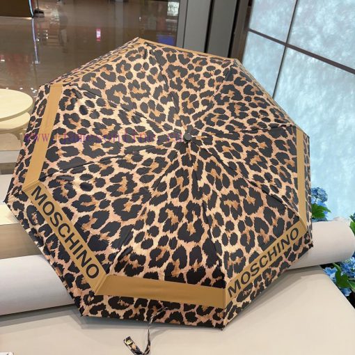 Moschino is an Italian brand named after Franco Moschino, the designer of the leopard print vew8yewo - Image 8
