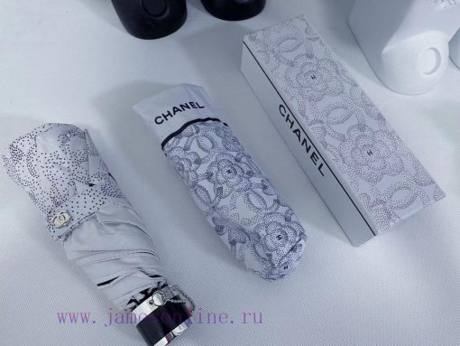 CHANEL's 2024 new five fold umbrella is a hot selling item with a fashion index that hits thb94y2rb8 - Image 5