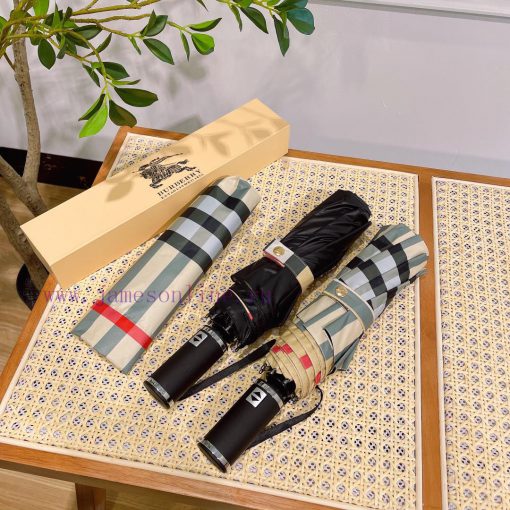 Burberry's fully automatic triple fold umbrella is the hottest new model of the year, pairedy2sfg975 - Image 10
