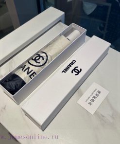 CHANEL's three fold automatic folding umbrella returns to classic craftsmanship, exquisite tyk0qita7