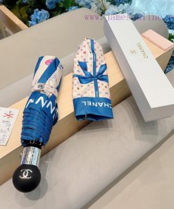CHANEL Butterfly Knot Classic Returns, Triple Fold Automatic Folding Umbrella with Chanel Soxjozmn8z