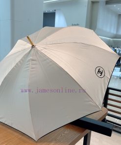 Chanel's hot new product shipment! Straight stem wooden handle camellia socialite Chanel umb0gzoi2xp
