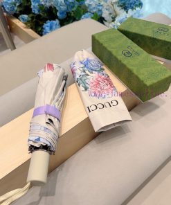 GUCCIGucci2024 New Three Fold Hand Foldable Sunny Umbrella with Sunny Sunshade and Rainy Sunp8dfqplc