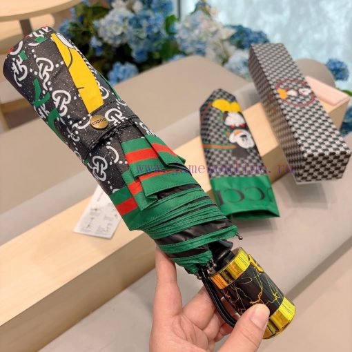 GUCCIGucci Mickey three fold automatic folding umbrella for sunny and rainy days, with OEM qtwdstrot - Image 3