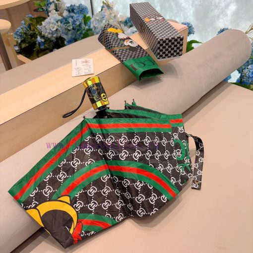 GUCCIGucci Mickey three fold automatic folding umbrella for sunny and rainy days, with OEM qtwdstrot - Image 7