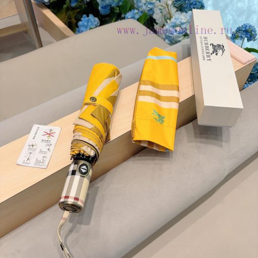 Burberry's classic plaid three fold automatic folding umbrella of the year is the pinnacle oiddqxs9h - Image 3