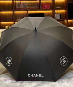 Chanel Summer New Large Logo Black Rain and Rain Long Umbrella Hot Fashion Item, Ultra Lightib2ebvte