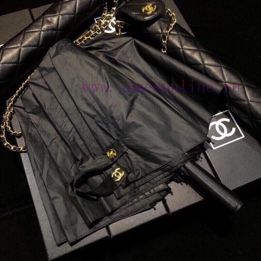 Analysis of the functionality of vintage umbrellas in ancient times: Chanel upgraded the umbtcje2bqe - Image 8