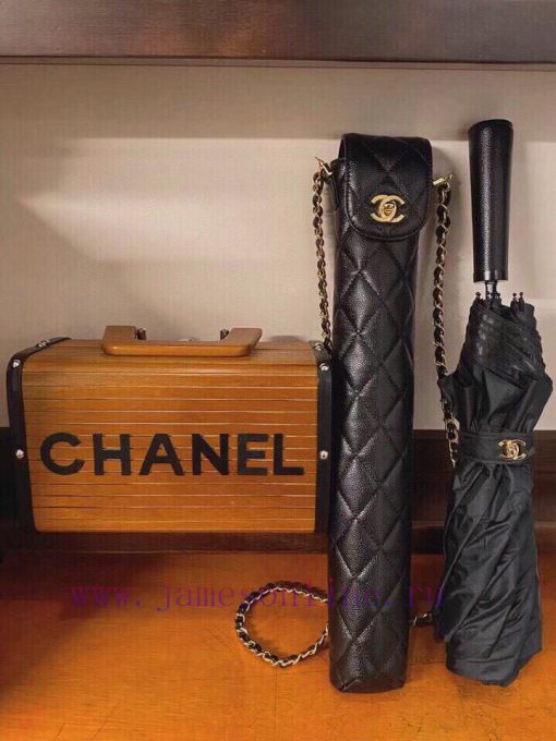 Analysis of the functionality of vintage umbrellas in ancient times: Chanel upgraded the umbtcje2bqe - Image 10