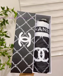 Chanel's five fold eye-catching umbrella is the hottest fashion item of the year. Don't be pr4x3bho8