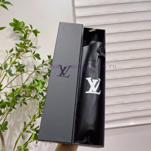 LOUIS VUITTON Upgraded Monogram Printed Umbrella is a top of the line masterpiece with dazzl4qouxtz7