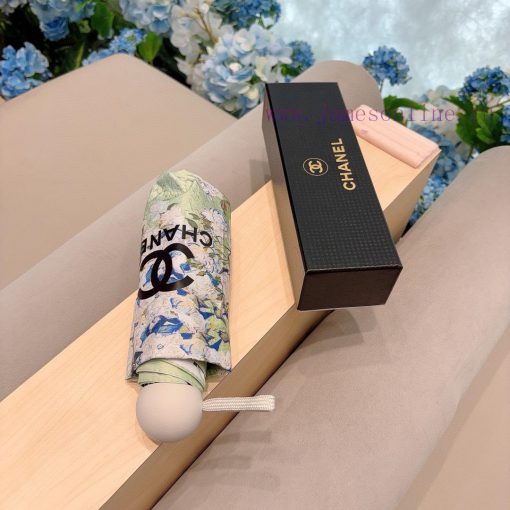 CHANEL's green rose five fold manual folding umbrella is made of Taiwan imported UV resistan30wpryhq