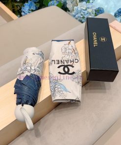 CHANEL's five fold hand folding umbrella is made of UV resistant umbrella fabric imported fry3iq84k4