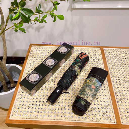 Dior's latest hot item of the year, the premium H home automatic umbrella, is presented withxmj49gsc - Image 3