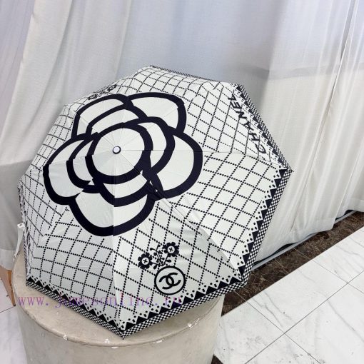 Chanel 2024 New Chanel Triple Fold Automatic Folding Umbrella Classic Hot Sale Selected Taiwz4zbrtzv - Image 7