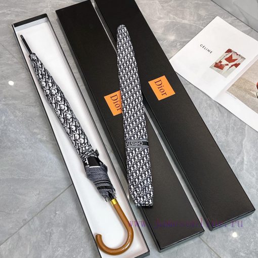 Dior Long Umbrella is definitely a great benefit for consumers this year. Dior enthusiasts snm0esfhu