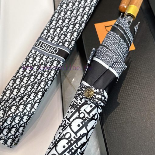 Dior Long Umbrella is definitely a great benefit for consumers this year. Dior enthusiasts snm0esfhu - Image 5