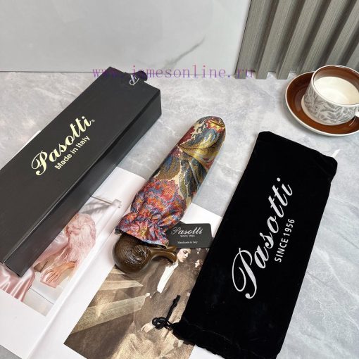 Pasotti, a leading handmade umbrella brand in the world, is renowned for its unique design if9kfmn8a