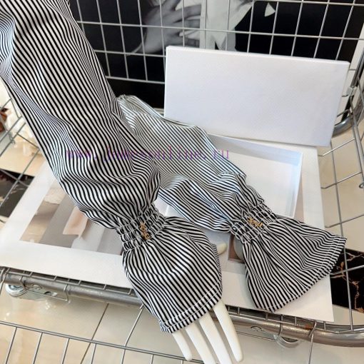 Packaging YSL Saint LaurentBlack striped loose and refreshing experience, sunscreen sleeves pfw8y0r5