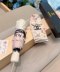 CHANEL Pink Butterfly 🦋 Triple fold automatic folding umbrella with exquisite workmanship, ssslzo78l