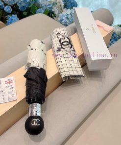 CHANEL's three fold automatic folding umbrella is made of Taiwan imported UV resistant umbre652uwzix