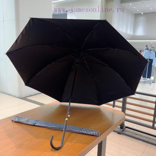 DIOR's flagship product of the year, the straight pole long umbrella, is classic, elegant, a8d2rsuw8 - Image 5