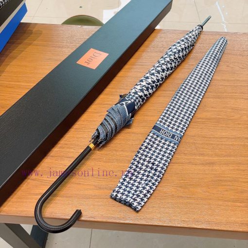 DIOR's flagship product of the year, the straight pole long umbrella, is classic, elegant, a8d2rsuw8 - Image 9