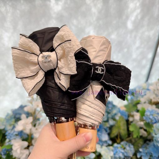 CHANEL's new five fold manual folding umbrella is made of Taiwan imported UV resistant umbrepzf2a6k4 - Image 2