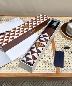 PRADA Prada LED Lighting ◇ ◇ Luxury Fashion Single Product OEM Quality Selection Aluminum Alb4ssq020