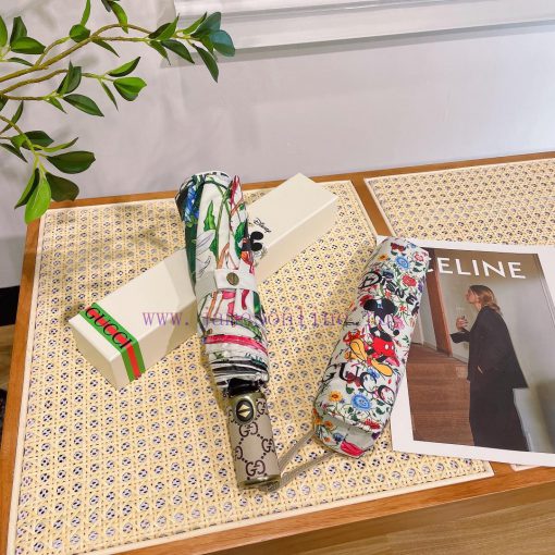 GUCCI (Gucci) Mickey pattern is a must-have for trendsetters and a top-notch G-home automatimbed3ngk - Image 4