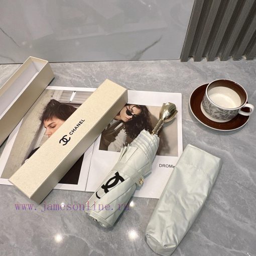 CHANEL is the mysterious umbrella that captures love. The "de" gun series art derivative umb44rmch2m - Image 4