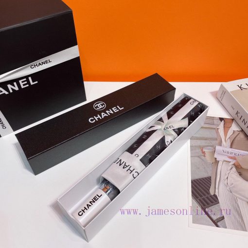 Chanel Chanel Butterfly Bow 🦋🦋 The elegant and charming camellias paired with the classic Ch5px9pjle - Image 2