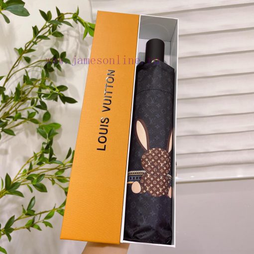 LOUIS VUITTON Louis Vuitton's super popular plush bunny perfectly blends luxury and simpliciyrx4eqjf
