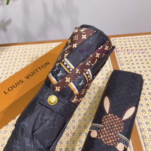 LOUIS VUITTON Louis Vuitton's super popular plush bunny perfectly blends luxury and simpliciyrx4eqjf - Image 6