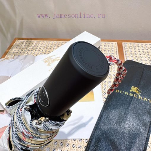 Burberry's annual peak work is classic, elegant and fashionable, which is known as the Burbe3k5ichk4 - Image 3